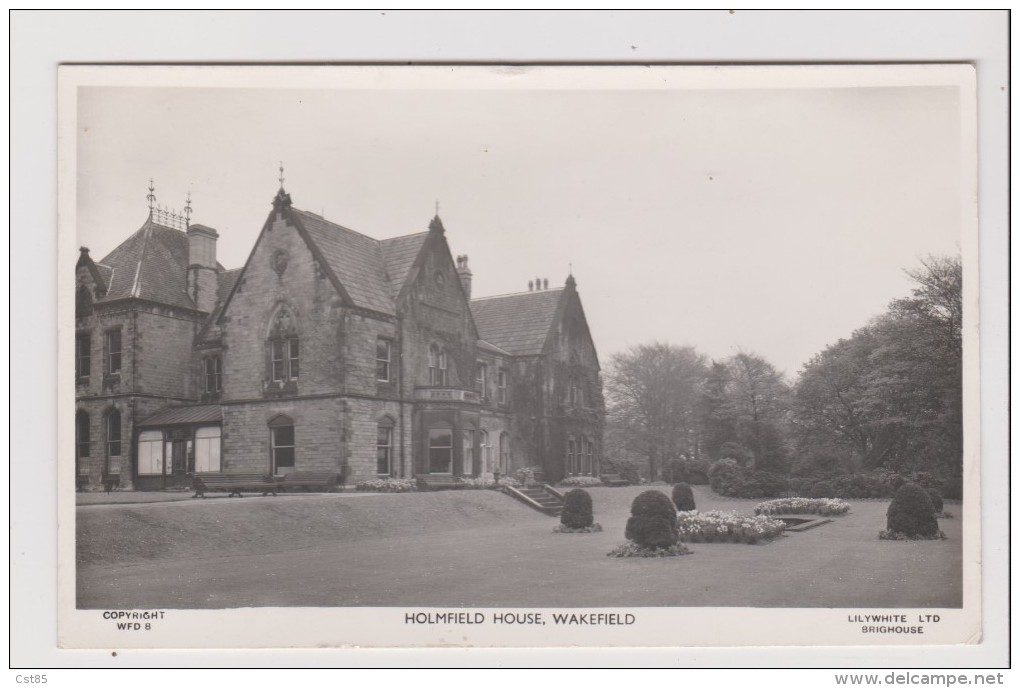 Carte Postale - HOLMFIELD HOUSE , WAKEFIELD - Autres & Non Classés