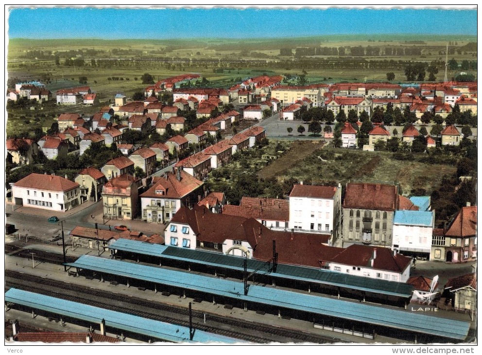 Carte Postale Ancienne De HAGONDANGE-La Gare - Hagondange