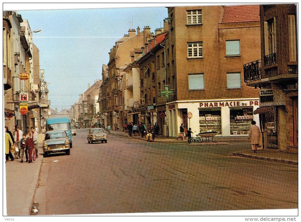 Carte Postale Ancienne De HAGONDANGE-La Rue De La Gare - Hagondange