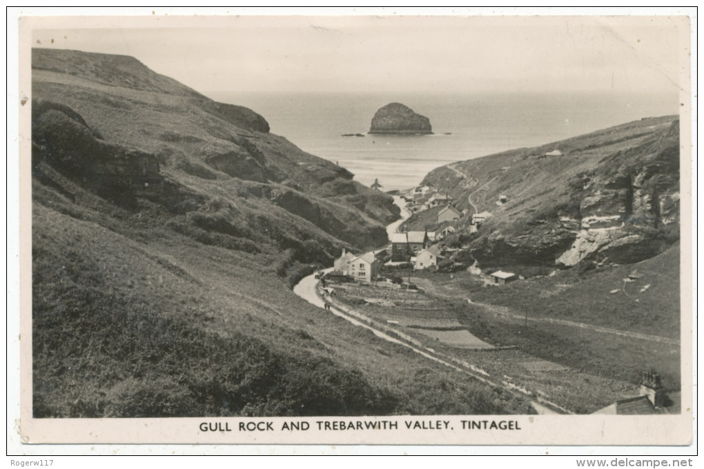 Gull Rock And Trebarwith Valley, Tintagel, 1946 Postcard - Other & Unclassified