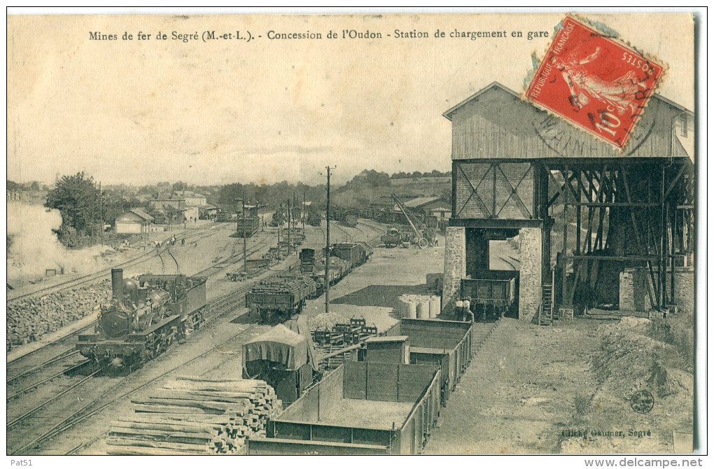 49 - Segré : Mines De Fer - Concession De L'Oudon - Station De Chargement En Gare - Segre