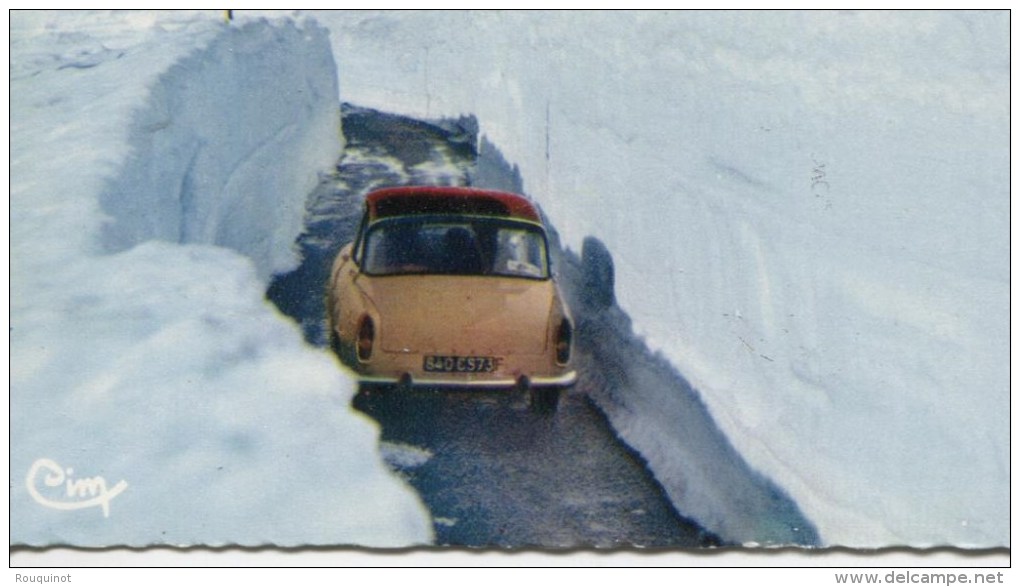 CPSM - SIMCA ARONDE AU COL DU PETIT SAINT BERNARD - Passenger Cars