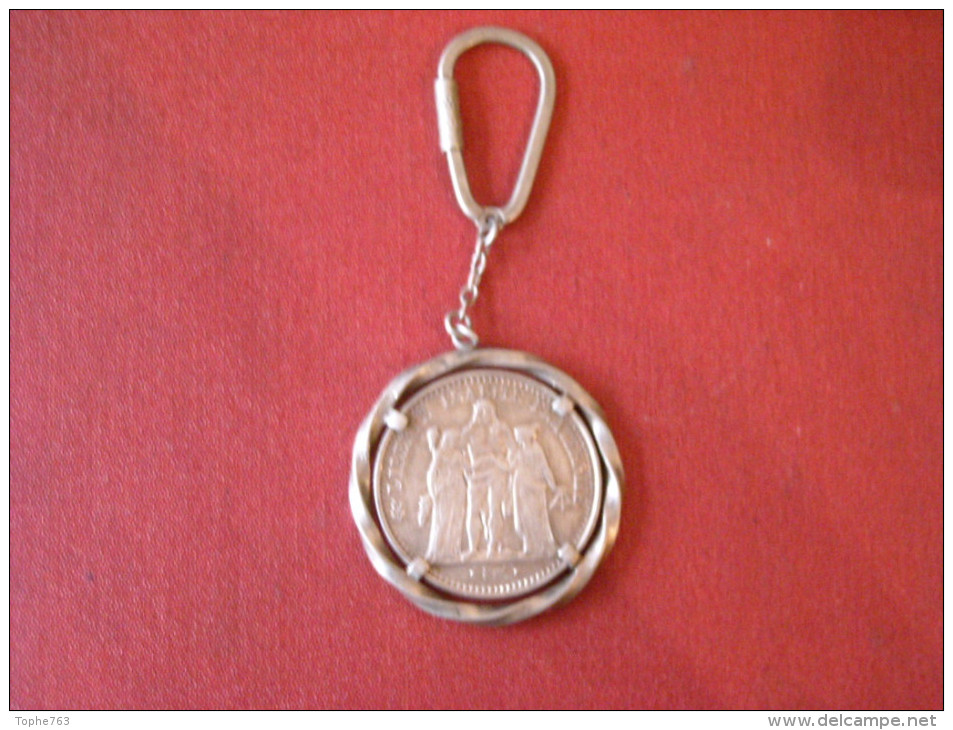 Porte-Clefs Argent Massif De 1965 , Ecu De 10 F Hercule Avec Monture Argent , Travail De Qualité . - Argenteria