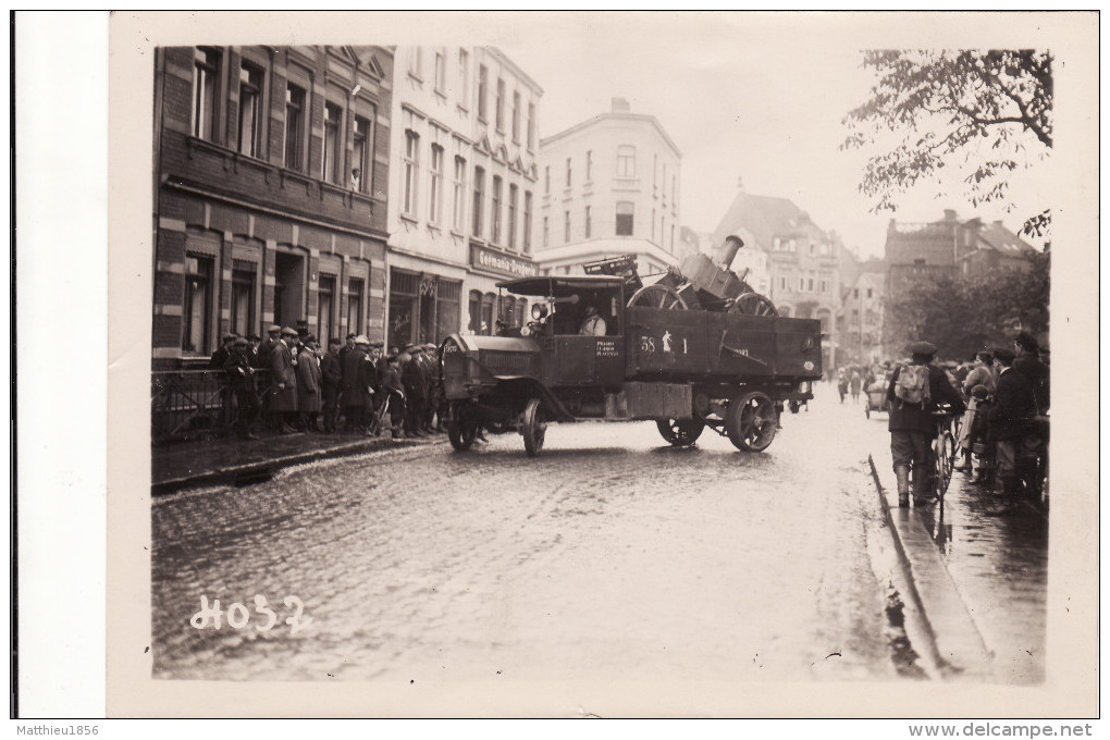 Foto September 1925 EUSKIRCHEN - Französisch Soldaten, Armée Du Rhin (Rheinarmée? Camion) (A123, Ww1, Wk 1) - Trucks, Vans &  Lorries