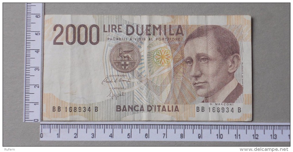 ITALY  2000  LIRE  1990     -    (Nº12923) - 2.000 Lire