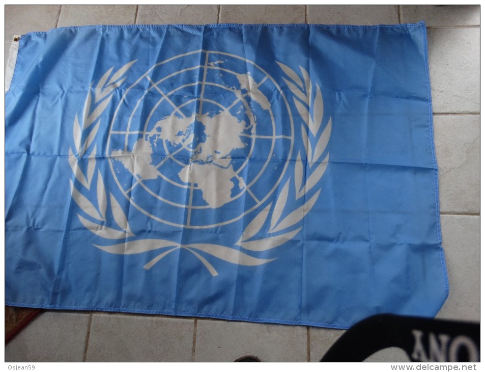 Drapeaux ONU-dimension:90X150 - Banderas