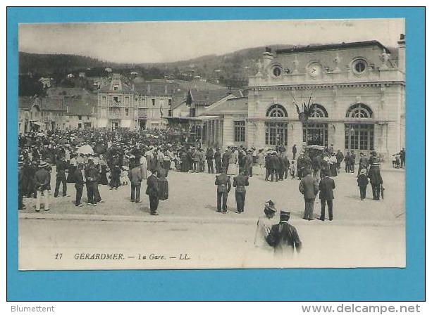CPA 17 - Grande Animation Devant La Gare De GERARDMER 88 - Gerardmer