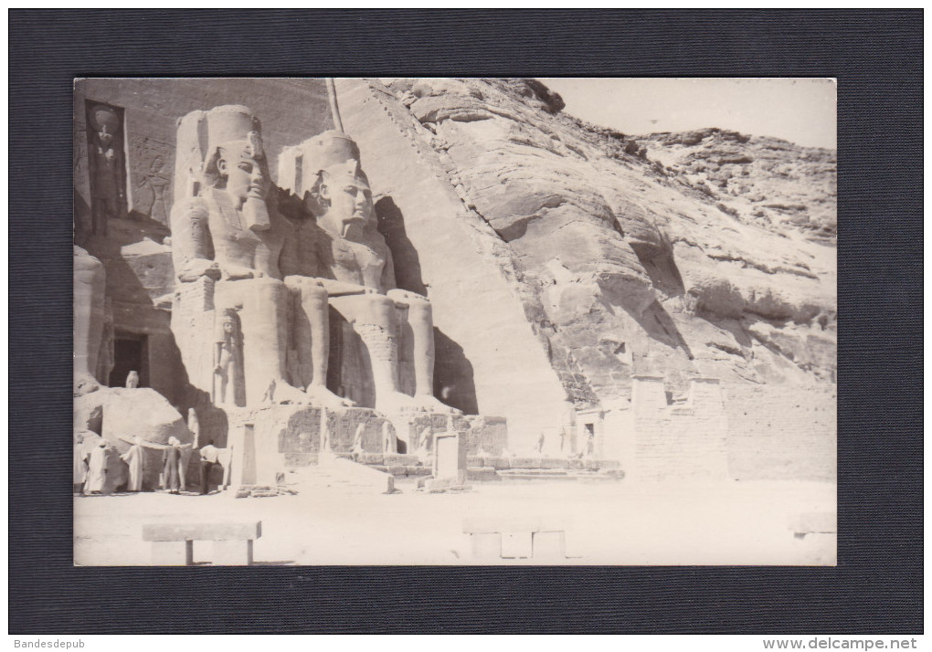 Carte Photo Egypte Temple D' Abou Simbel - Statue Pharaon  Ramses II Et Nefertari ( Animée ) - Abu Simbel