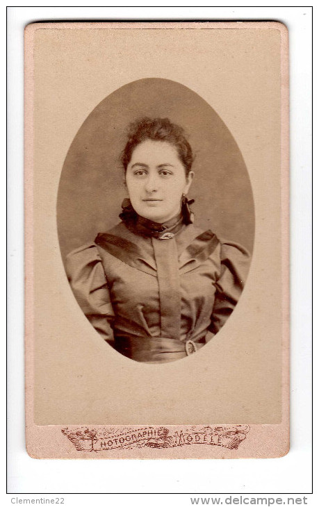 Photographie  Cdv Anonyme Femme  Photographe Louis Vandenabiel à Pontoise - Anonymous Persons