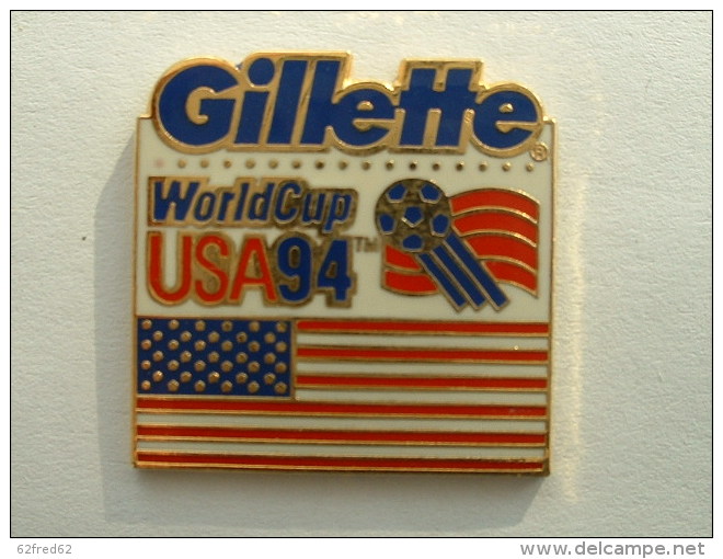 PIN'S FOOTBALL - COUPE DU MONDE USA 94 - GILLETTE - Football
