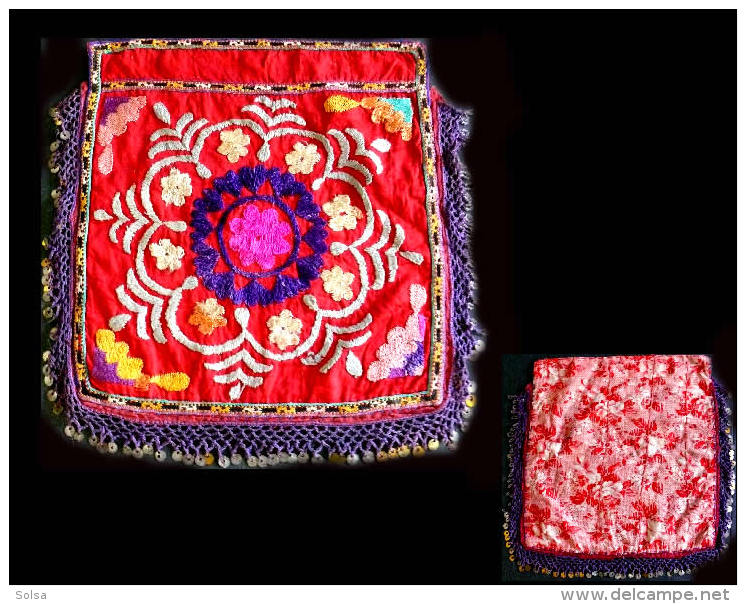 - Ancien SUZANI Ouzbekh / Old Uzbek Suzani Textile Wall Ornament - Art Oriental