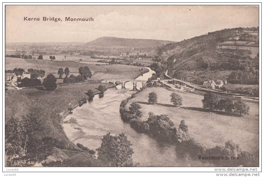 POSTCARD 1930 CIRCA -MONMOUTH KERNE BRIDGE - Monmouthshire