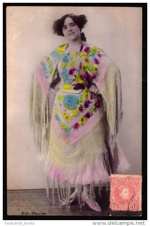 Old Real Photo Postcard THEATER STAGE ACTRESS With SHAWL DRESS. Fot.Fialdra SPAIN / ESPANA - Granada