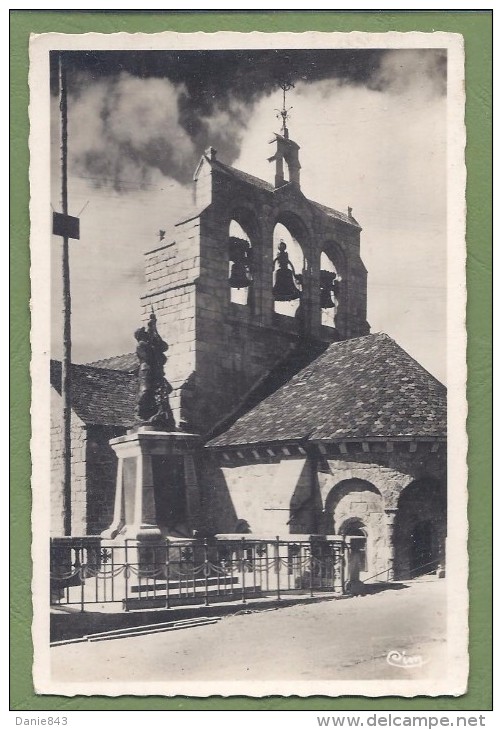 CPSM - LOZERE - SAINT ALBAN - L'EGLISE ET LE MONUMENTS AUX MORTS - CIM - Saint Alban Sur Limagnole