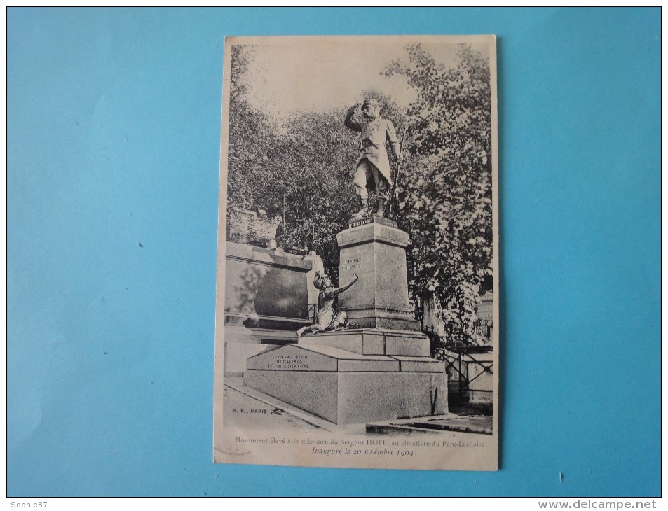 PARIS Monument Du Sergent Hoff - Statues