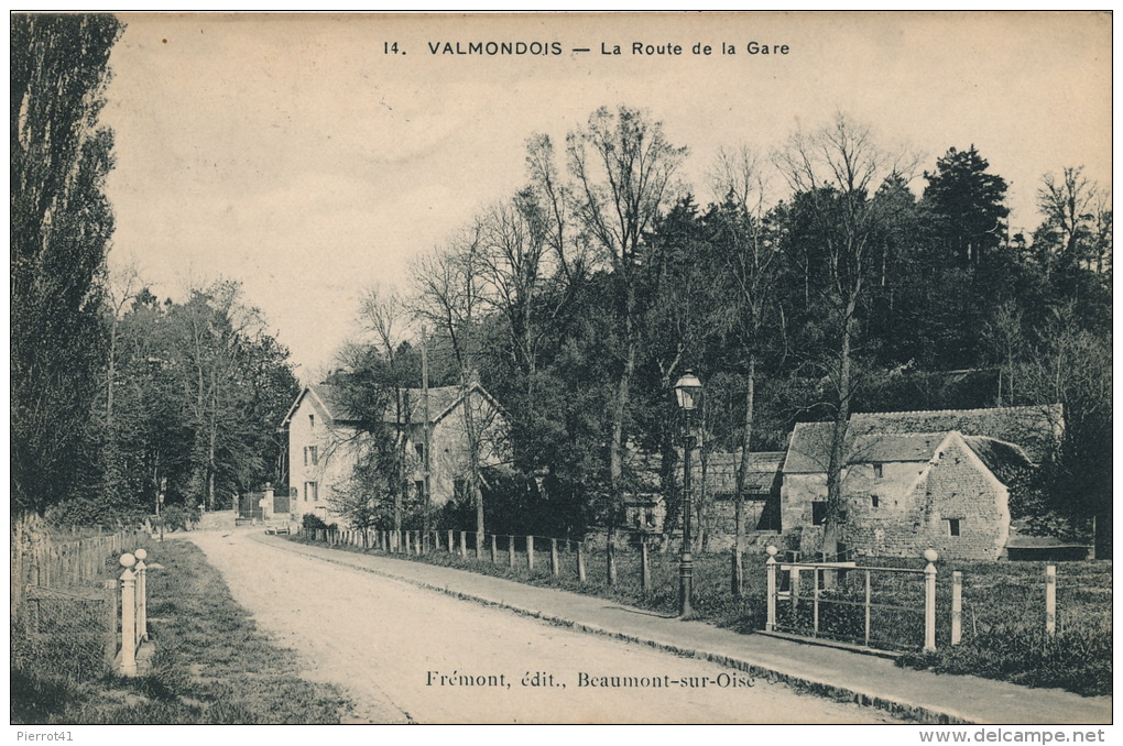 VALMONDOIS - La Route De La Gare - Valmondois