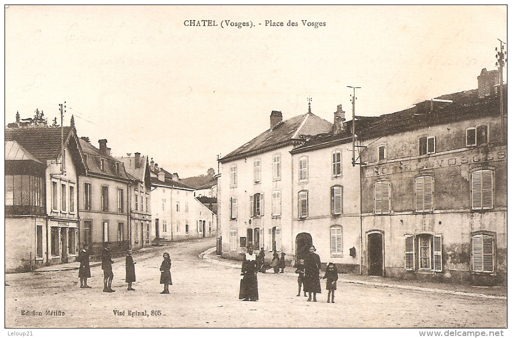 Chatel - Place Des Vosges - Chatel Sur Moselle