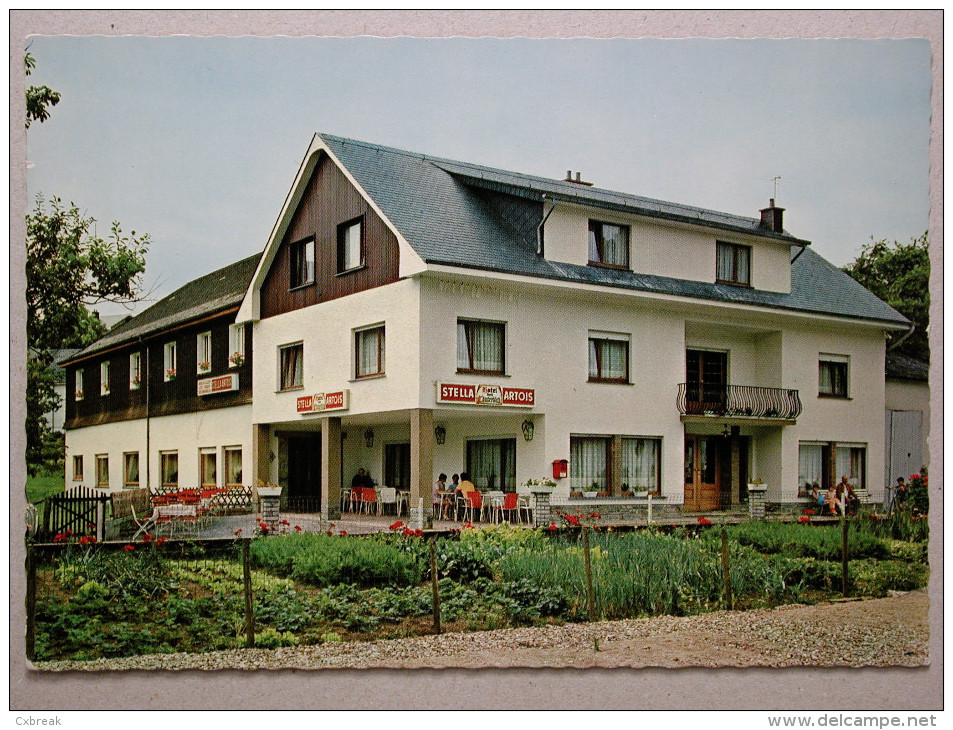 Ouren, Hotel Waxweiler-Gilessen, "Dreiländerblick" - Burg-Reuland