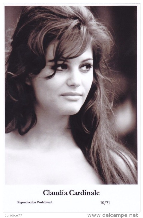 CLAUDIA CARDINALE - Film Star Pin Up - Publisher Swiftsure Postcards 2000 - Sin Clasificación