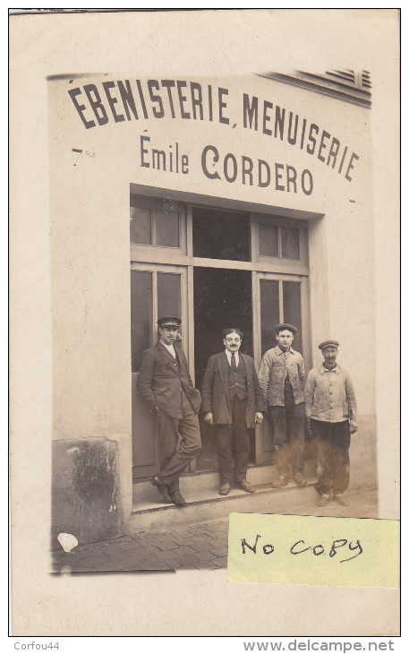 VERSAILLES : Devanture Du Menuisier CORDERO - Très Belle Carte Photo - Commerce - Magasins