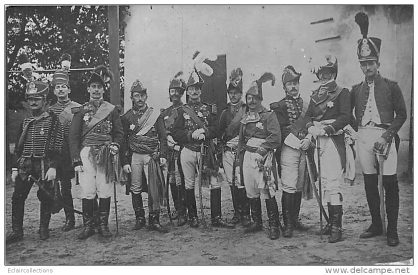 St Cyr L'Ecole    78   Groupe D'élèves Habillés De Diverses Tenues  Hussards Et Autres (Fête -Revue) Cliché Style Photos - St. Cyr L'Ecole