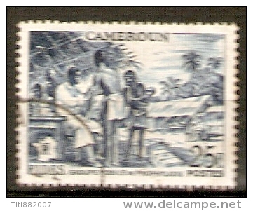 CAMEROUN .   1956.  Y&T N° 303 Oblitéré.  FIDES .   Dispensaire  /  Vaccination - Used Stamps