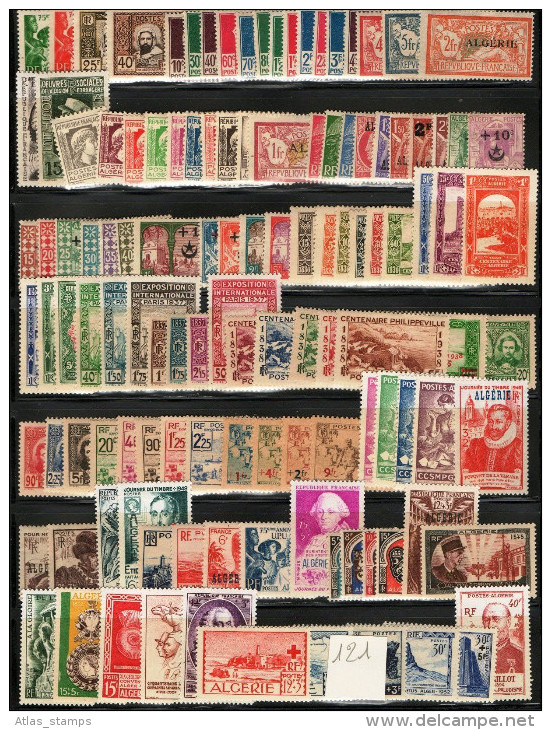 Algérie  1924/58 - Collection De 375 Timbres Neufs   -  ** / * - Collections, Lots & Series