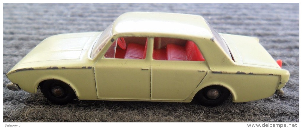 Matchbox Lesney # 45 Diecast Ford Corsair - Matchbox (Lesney)