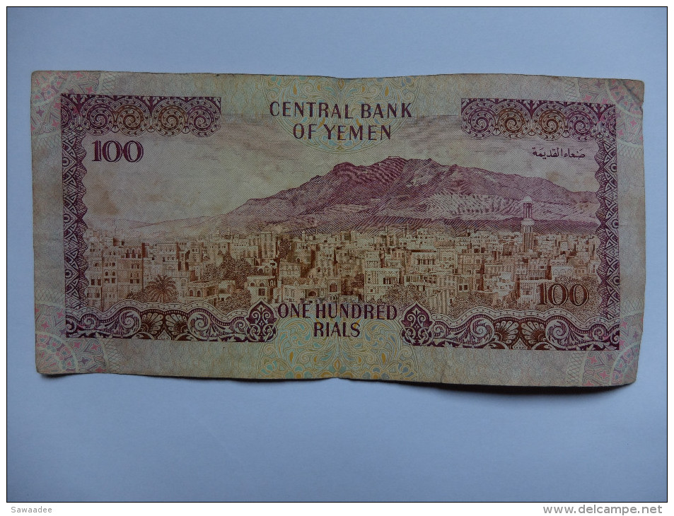 BILLET - YEMEN - REPUBLIQUE ARABE DU YEMEN - P.28 - 100 RIALS - 1993 - VUE DE SANAA - PAYSAGE ADEN - Jemen