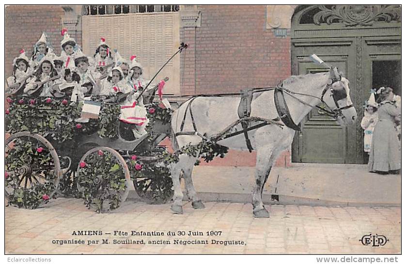 Amiens    80    Fête Enfantine Du 30 Juin 1907. Attelage Cheval Avec Char Fleuri - Amiens