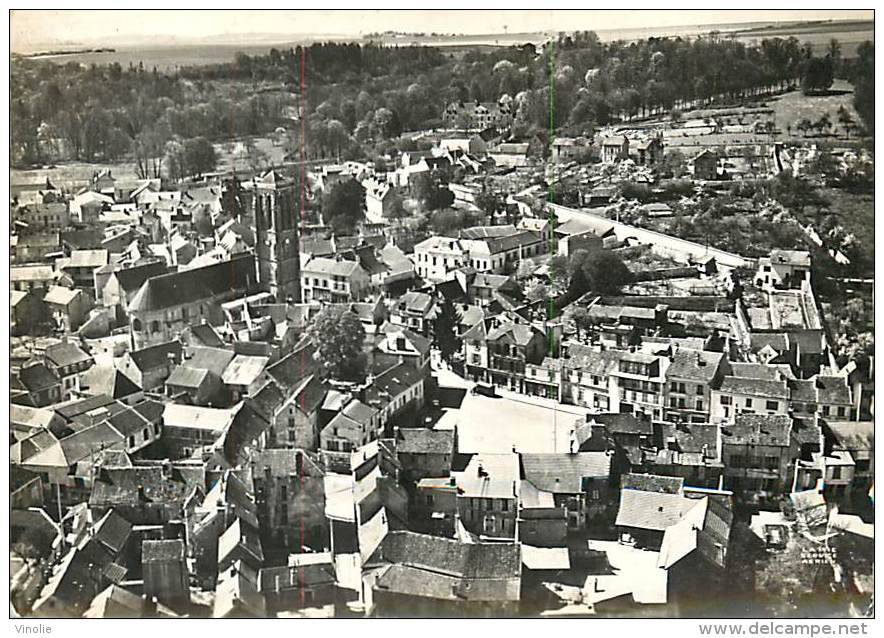 Réf : V 15-454 :  MAULE  VUE AERIENNE - Maule