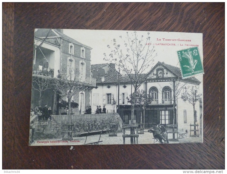 CPA Tarn Et Garonne Lafrançaise La Promenade - Lafrancaise