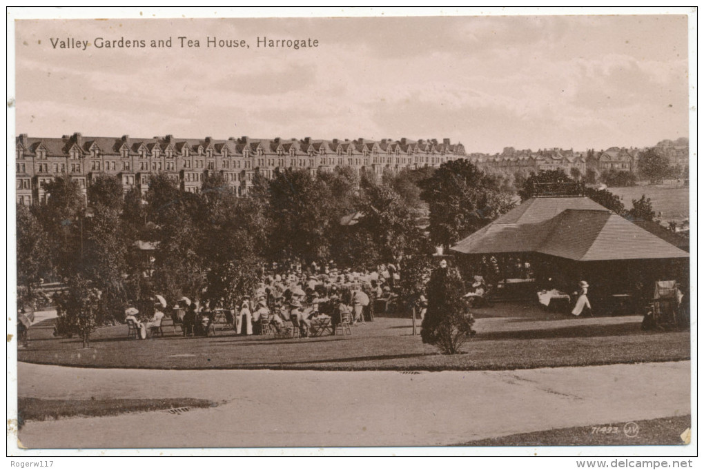 Valley Gardens And Tea House, Harrogate - Harrogate