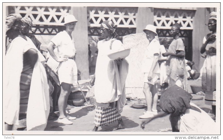 PHOTO------MADAGASCAR--TANANARIVE---( Sur Le Marché ) ---voir 2 Scans - Madagascar