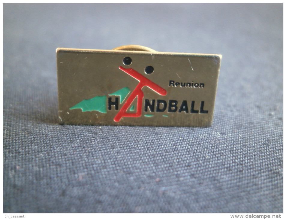 PIN´S HANDBALL  Ile De La REUNION - Handbal