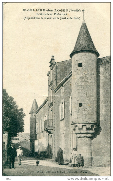 85 - Saint Hilaire Des Loges : L'ancien Prieuré - Saint Hilaire Des Loges