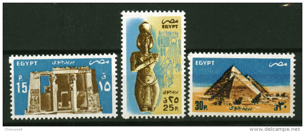 Egypte ** PA N° 171 à 173 - Sites Archéologiques - - Aéreo