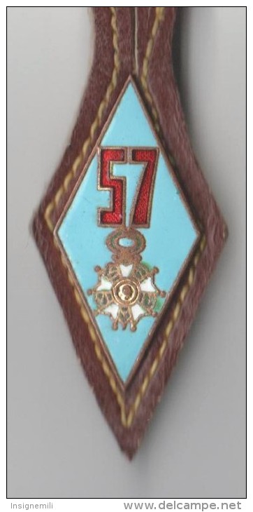 INSIGNE 57° RI REGIMENT D' INFANTERIE, émail  - DRAGO PARIS G 431 - Army