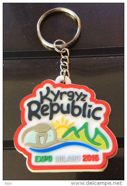 UNIVERSAL EXPO MILANO 2015.  Porte-clefs Officiel Du Pavillon De Kyrgystan à Milan, Un Seul Disponible - 2015 – Milan (Italy)