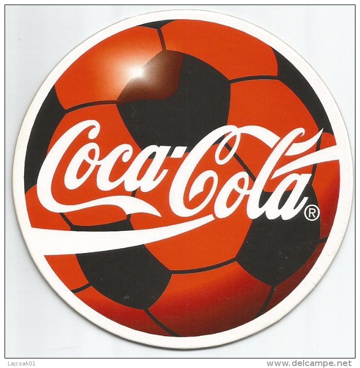 Coca Cola Coaster From Serbia - Sottobicchieri Di Birra