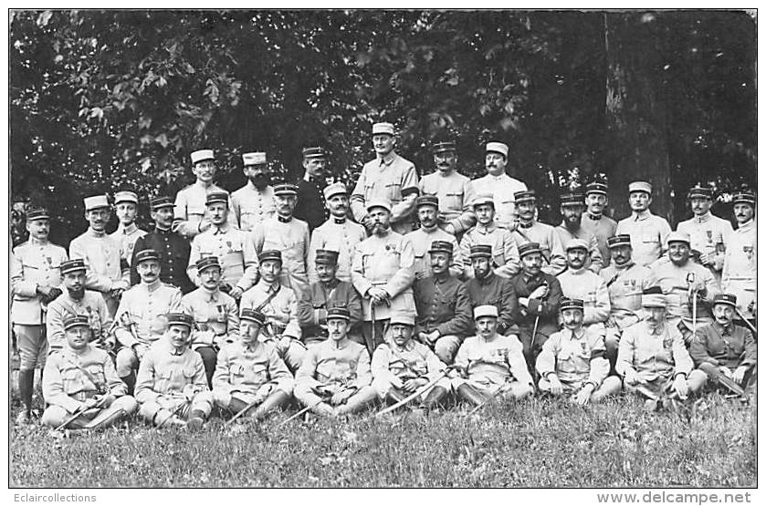 Montreuil Bellay    49      Guerre 14/18  Militaires Au Cantonnement - Montreuil Bellay