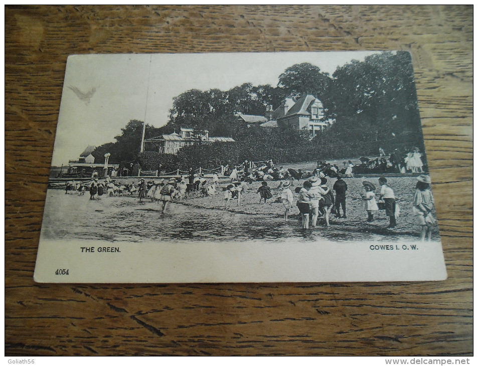 CPA The Green - Cowes I.O.W - N°4054 - Carte Très Animée - Cowes