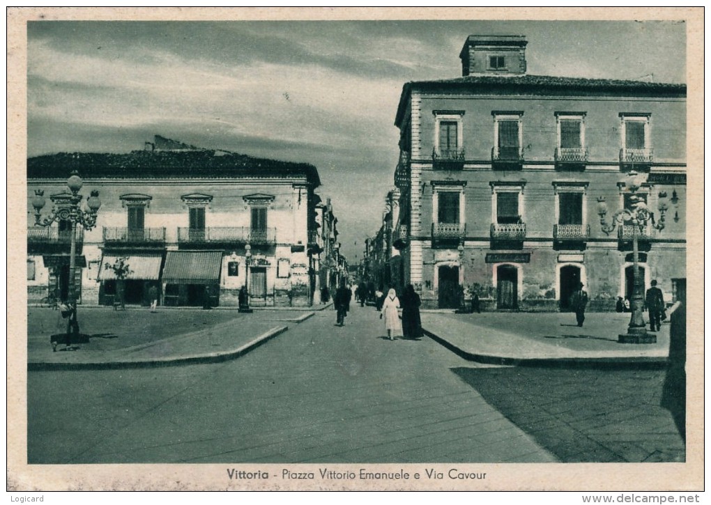 VITTORIA (RG) PIAZZA VITTORIO EMANUELE E VIA CAVOUR 1941 - Vittoria