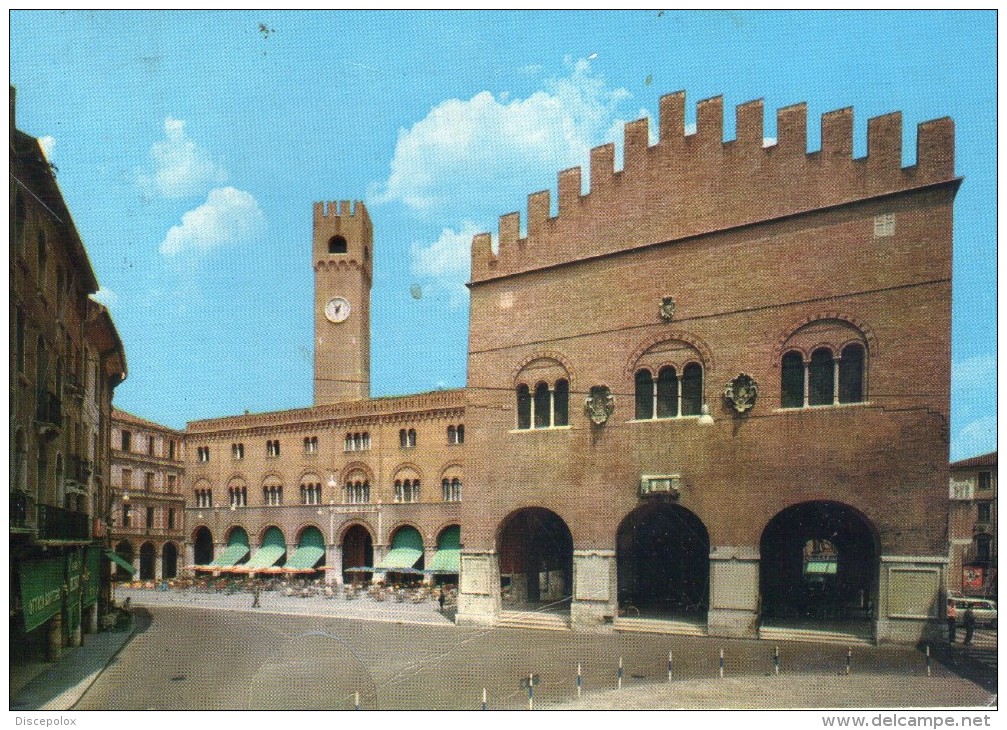 P3027 TREVISO - PIAZZA DEI SIGNORI - PLACE, SQUARE, PLATZ - MODERNA, VIAGGIATA 1990 - Treviso