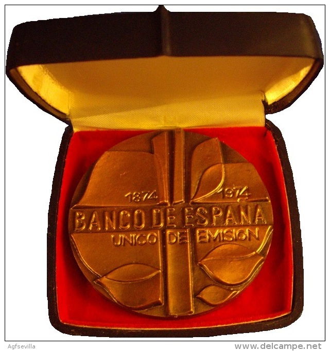 ESPAÑA. MEDALLA BANCO DE ESPAÑA. ÚNICO DE EMISIÓN. 1.974. CON ESTUCHE ORIGINAL. ESPAGNE. SPAIN - Profesionales/De Sociedad