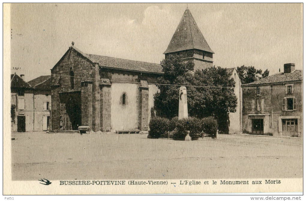 87 - Bussière Poitevine : L'Eglise Et Le Monument Commémoratif - Bussiere Poitevine