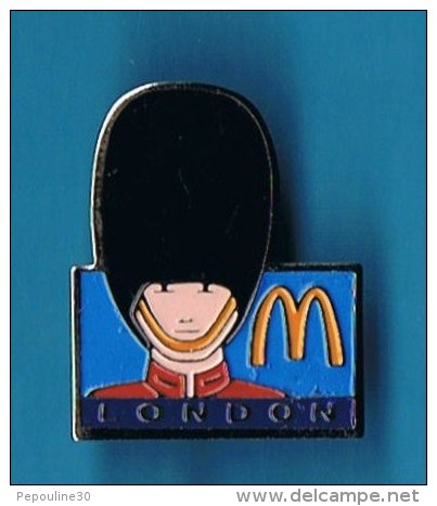 PIN´S //   ** MC DONALD´S ** CAPITALES ROYAUME-UNI ** LONDRE ** . (Arthus Bertrand) - McDonald's