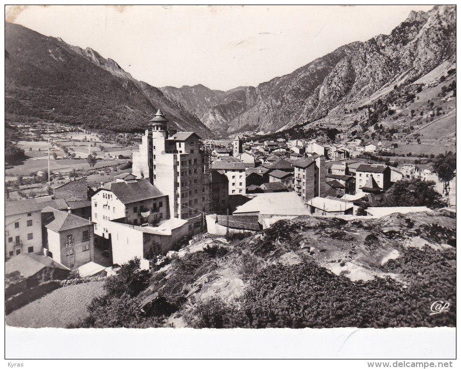 CPSM 10X15 ANDORRE LA VIEILLE . Vue Générale (côté Est) - Andorre