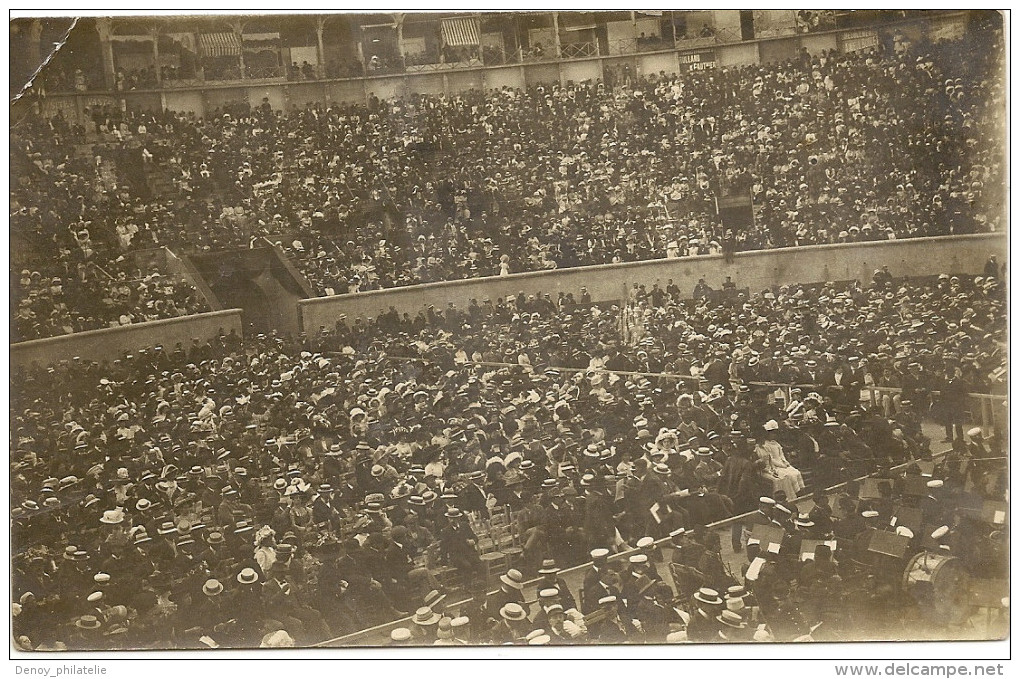 34/ Carte Photo -  Concert Dans Les Arenes  De Beziers Daté De 1909 - - Beziers