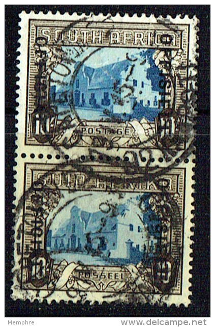 10 Shillings OFFICIAL Pair  OFFICIAL At Left Reading Downward  SG O29 - Dienstzegels